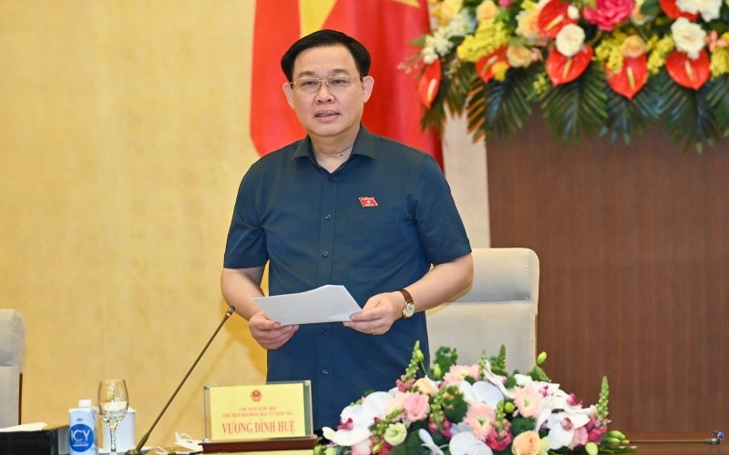Chủ tịch Quốc hội Vương Đình Huệ phát biểu ý kiến tại phiên họp