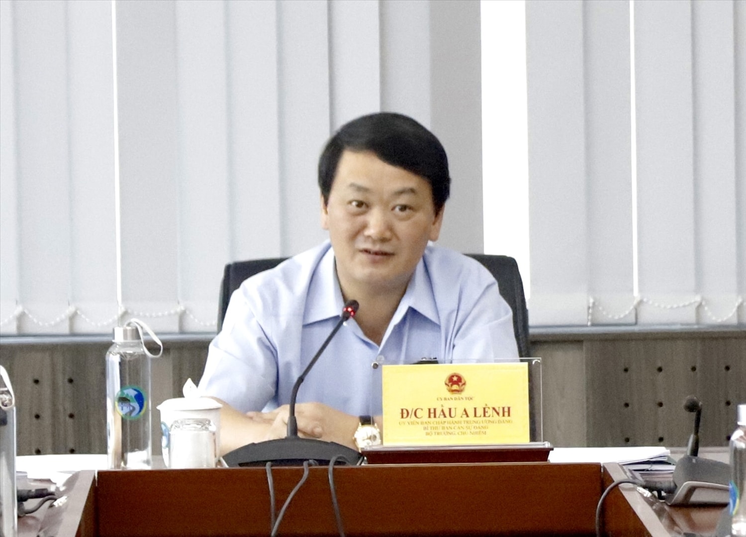 Bộ trưởng, Chủ nhiệm Hầu A Lềnh phát biểu kết luận cuộc họp Bộ trưởng, Chủ nhiệm Hầu A Lềnh phát biểu kết luận cuộc họp
