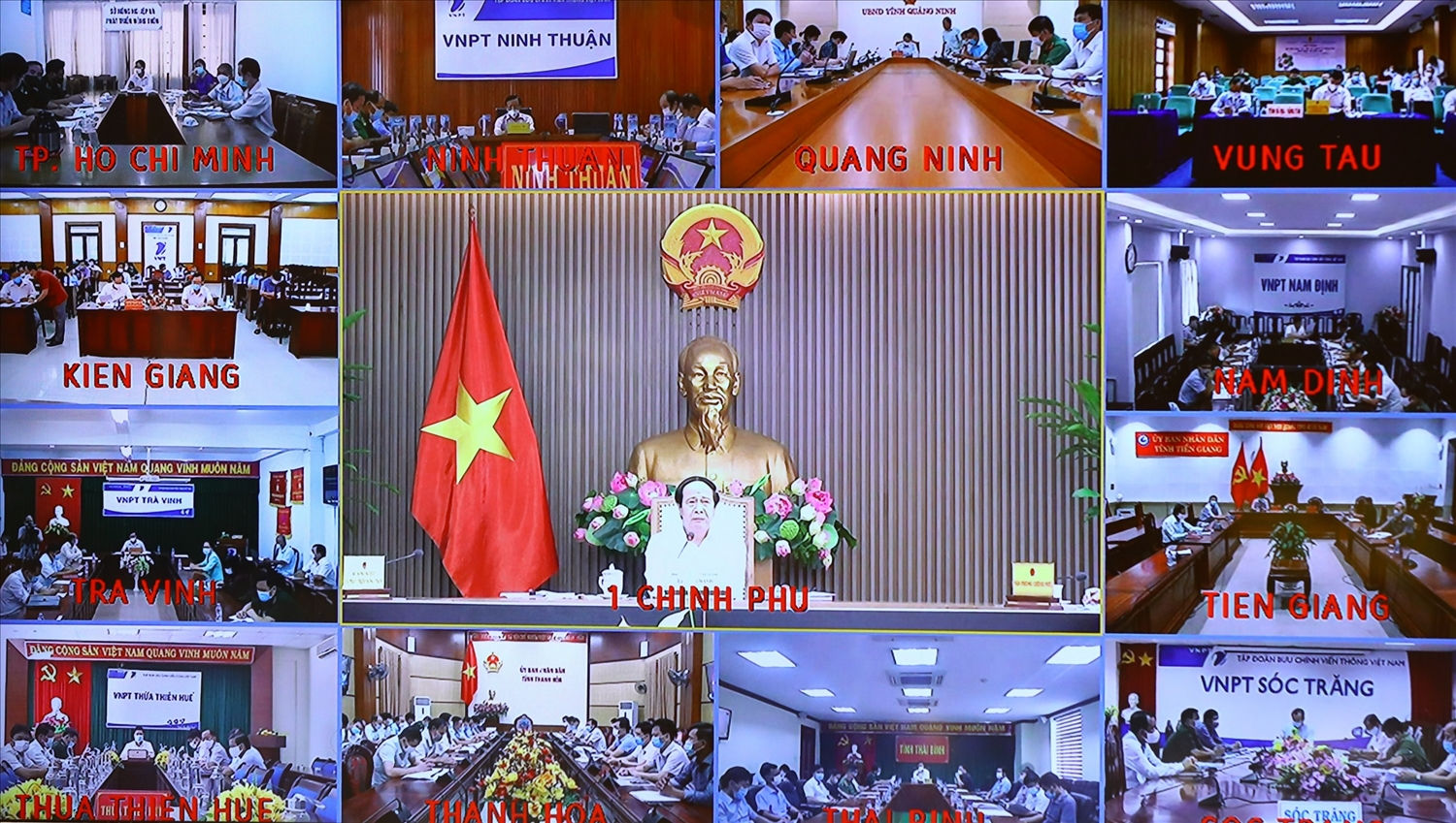 Cuộc họp được tổ chức trực tuyến với sự tham dự của 28 tỉnh, thành phố ven biển trên cả nước - Ảnh VGP/Đức Tuân