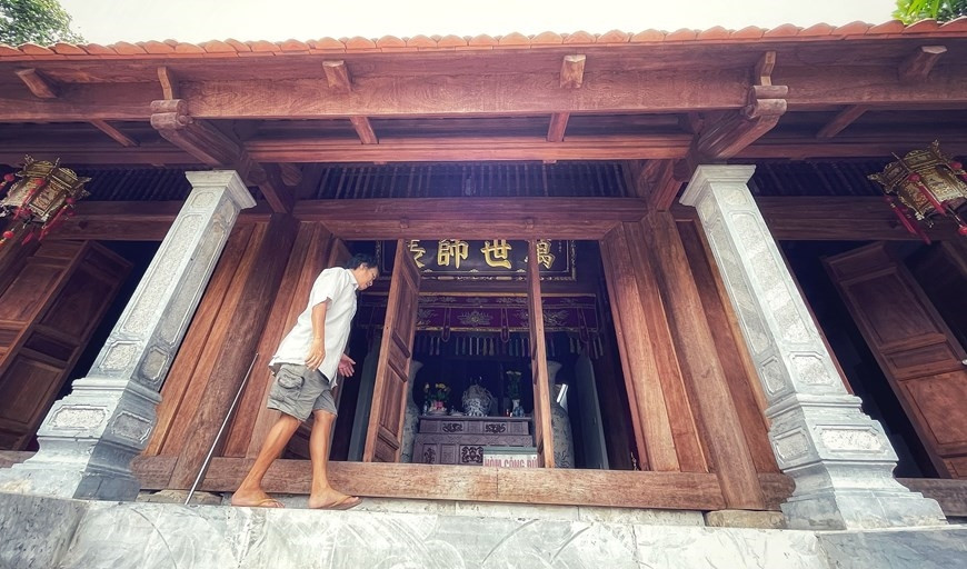 Nơi đây sử sách còn ghi về Cao Bá Quát (1809-1855) lãnh tụ cuộc khởi nghĩa Mỹ Lương tháng 12/1854. Dưới chân núi Hoàng Xá, ông chỉ huy nghĩa quân chiến đấu với quân nhà Nguyễn do Lê Thuận lãnh binh Sơn Tây cầm đầu. Cao Bá Quát bị tử thương tại trận. (Ảnh: Xuân Mai/Vietnam+)