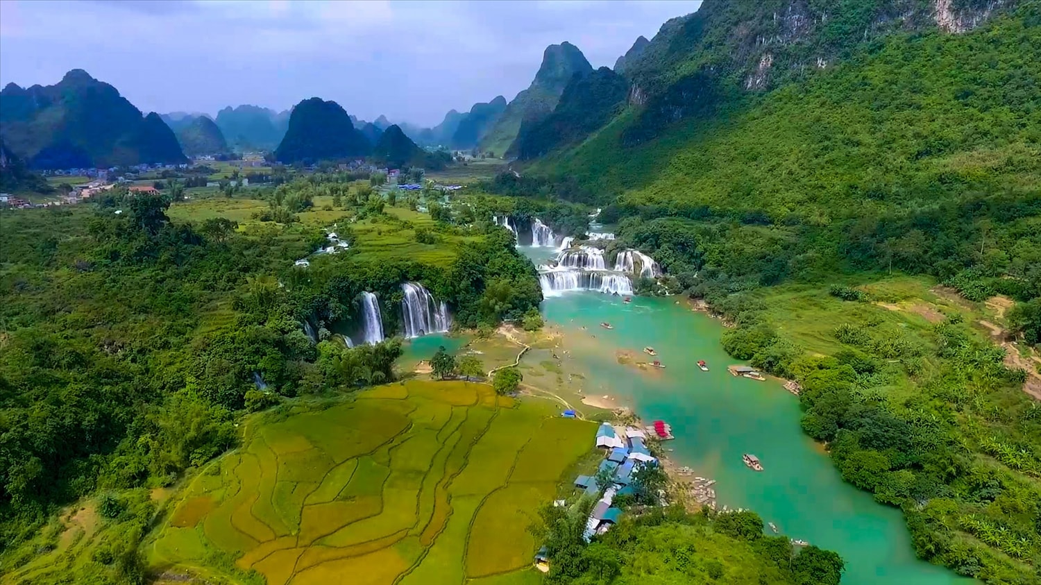 Thác Bản Giốc Cao Bằng- kiệt tác của thiên nhiên