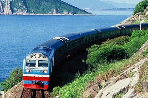 Sẵn sàng những chuyến tàu chuyên biệt đưa người dân ở các tỉnh phía Nam về quê an toàn. (Ảnh minh họa)