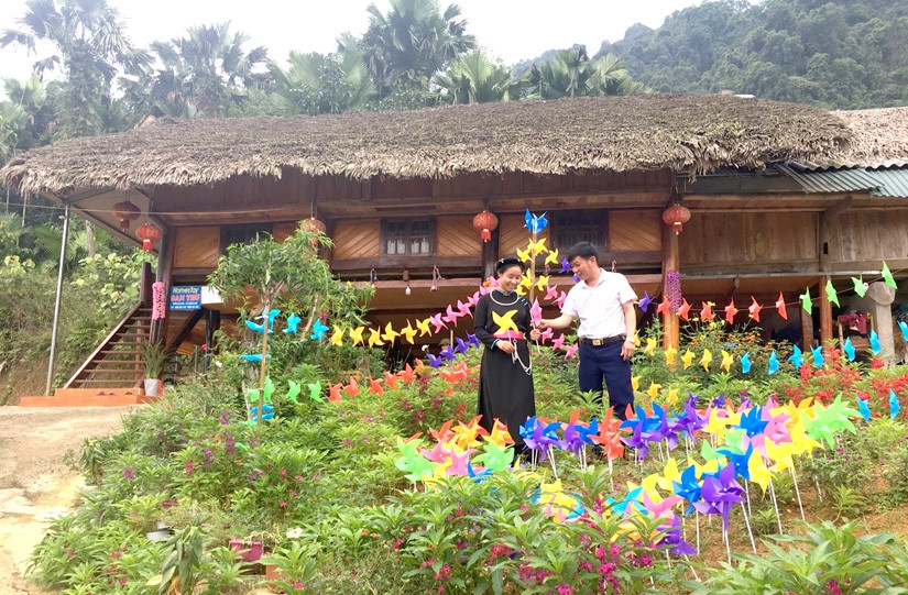 Khuôn viên đẹp là điểm cộng để homestay Nà Khá, xã Năng Khả (Na Hang) hút khách