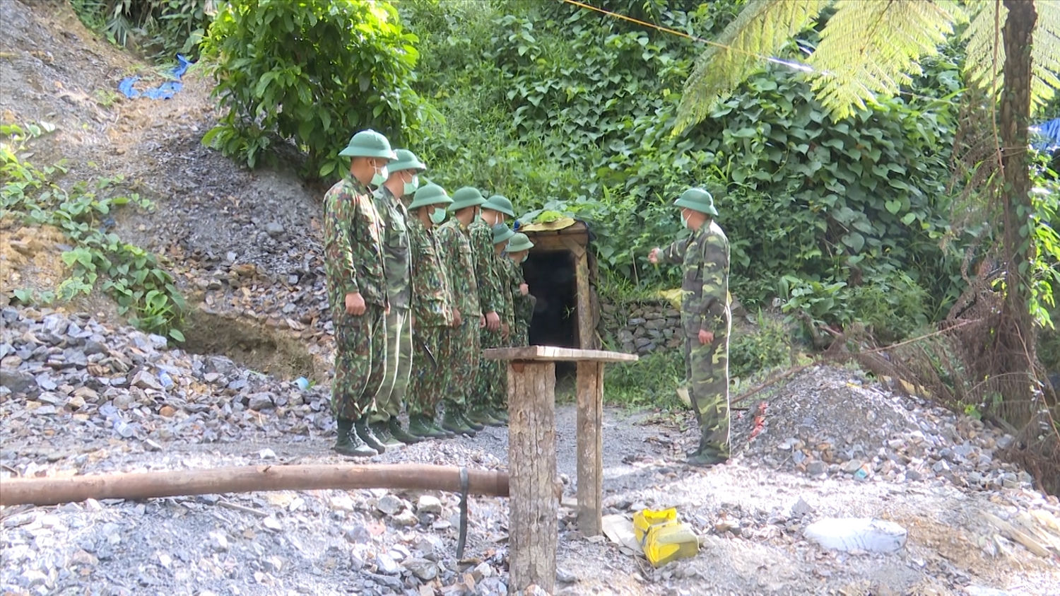 Lực lượng chức năng lên phương án đánh sập các hầm vàng