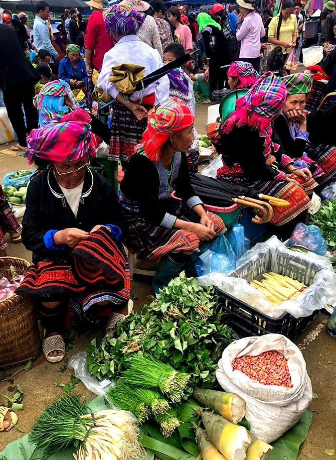 Hiện nay chợ đang là điểm đến độc đáo giúp quảng bá những nét văn hóa ẩm thực của đồng bào các dân tộc nơi đây, giúp thu hút du khách đến tham quan, tìm hiểu đời sống, văn hóa, con người của tỉnh Lai Châu Hiện nay chợ đang là điểm đến độc đáo giúp quảng bá những nét văn hóa ẩm thực của đồng bào các dân tộc nơi đây, giúp thu hút du khách đến tham quan, tìm hiểu đời sống, văn hóa, con người của tỉnh Lai Châu