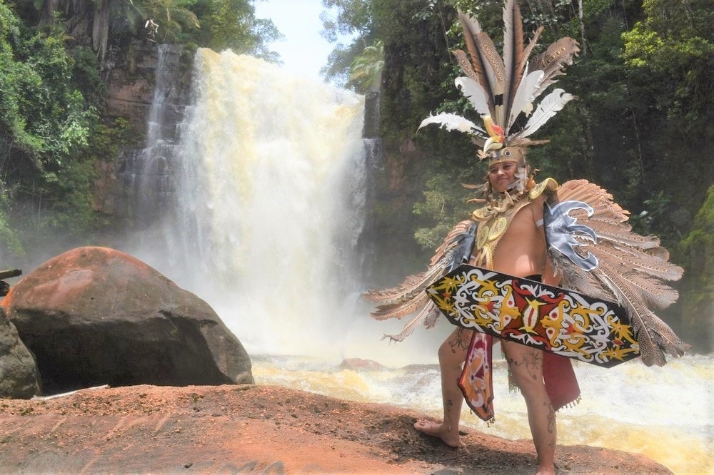 Vũ điệu của người Dayak