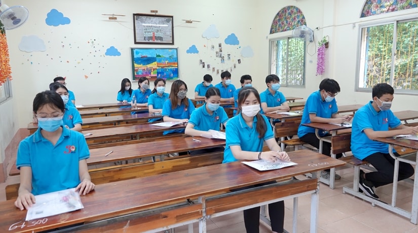 Đợt 1, Kỳ thi tốt nghiệp THPT năm 2021, cả nước có 24.555 điểm 10, nhiều gấp 4 lần so với năm 2020. Ảnh: BGDTĐ Đợt 1, Kỳ thi tốt nghiệp THPT năm 2021, cả nước có 24.555 điểm 10, nhiều gấp 4 lần so với năm 2020. Ảnh: BGDTĐ