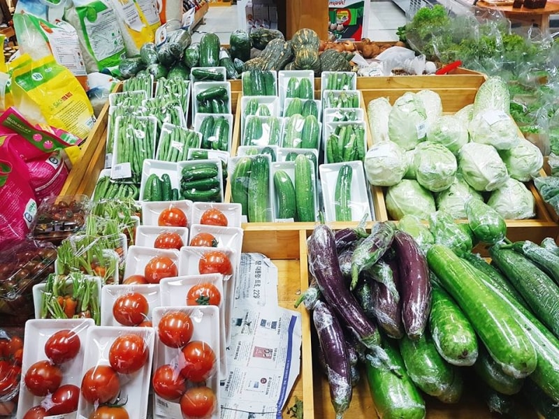 Hàng hóa nông sản, thực phẩm thiết yếu dồi dào đáp ứng nhu cầu của người dân Hàng hóa nông sản, thực phẩm thiết yếu dồi dào đáp ứng nhu cầu của người dân