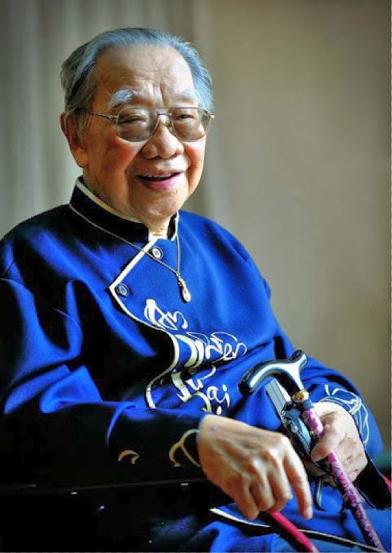 Giáo sư Trần Văn Khê (1921 - 2015)