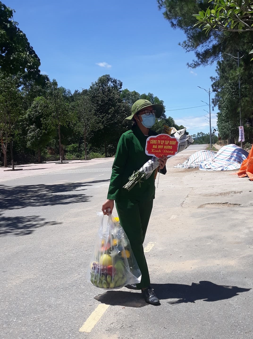 Người cựu thanh niên xung phong tìm về ngã ba Đồng Lộc để thắp hương tưởng nhớ những người đã anh dũng ngã xuống
