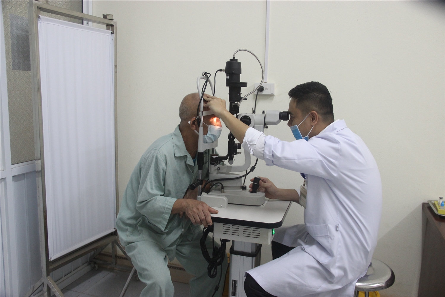 Nhờ thông tuyến chính sách BHYT, người dân ở tỉnh Lào Cai  được tiếp cận với dịch vụ y tế chất lượng cao