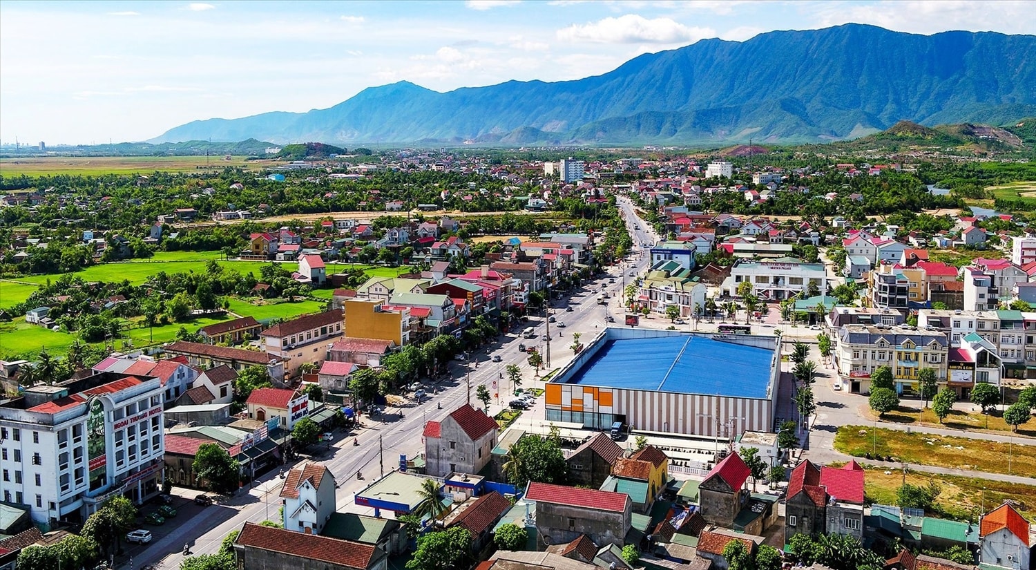 Một góc trung tâm thị xã Kỳ Anh dưới chân đèo Ngang