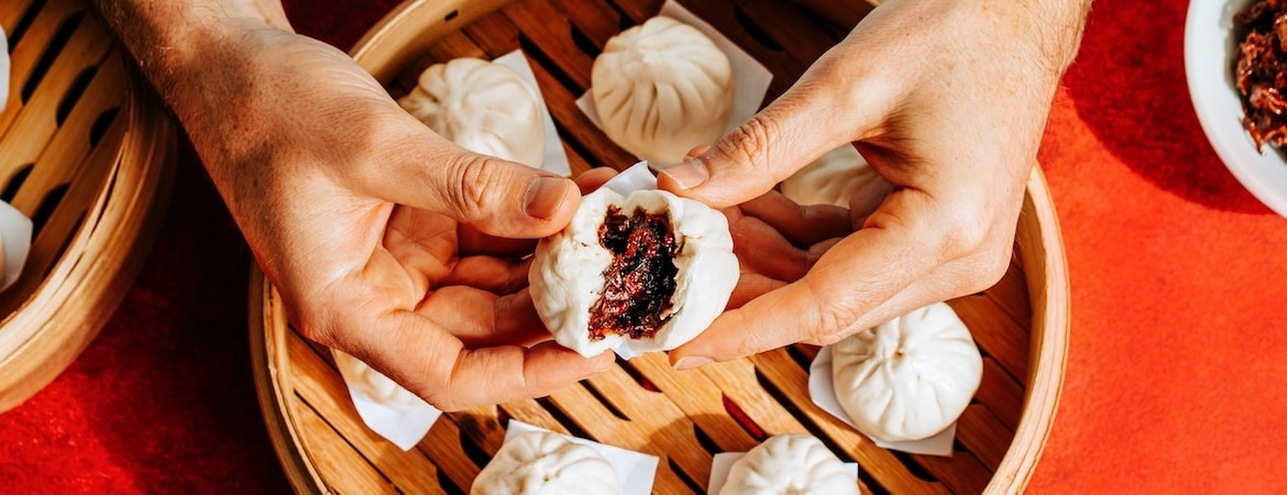 Thịt “thực vật” được nhồi trong chiếc dimsum truyền thống (Ảnh: CNA)