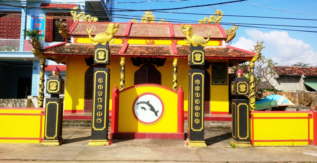 Miếu Linh Ngư thờ cá Bà ở làng Cảnh Dương