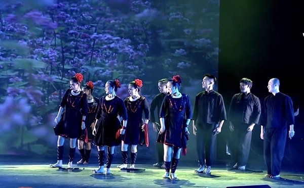 Tác phẩm Khúc tự tình Tác phẩm Khúc tự tình