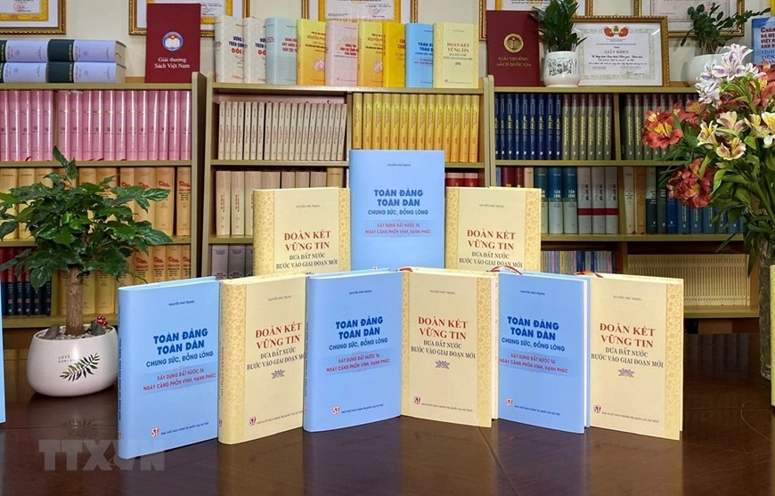 Nhà xuất bản Chính trị quốc gia Sự thật giới thiệu hai cuốn sách của Tổng Bí thư Nguyễn Phú Trọng. Ảnh: TTXVN