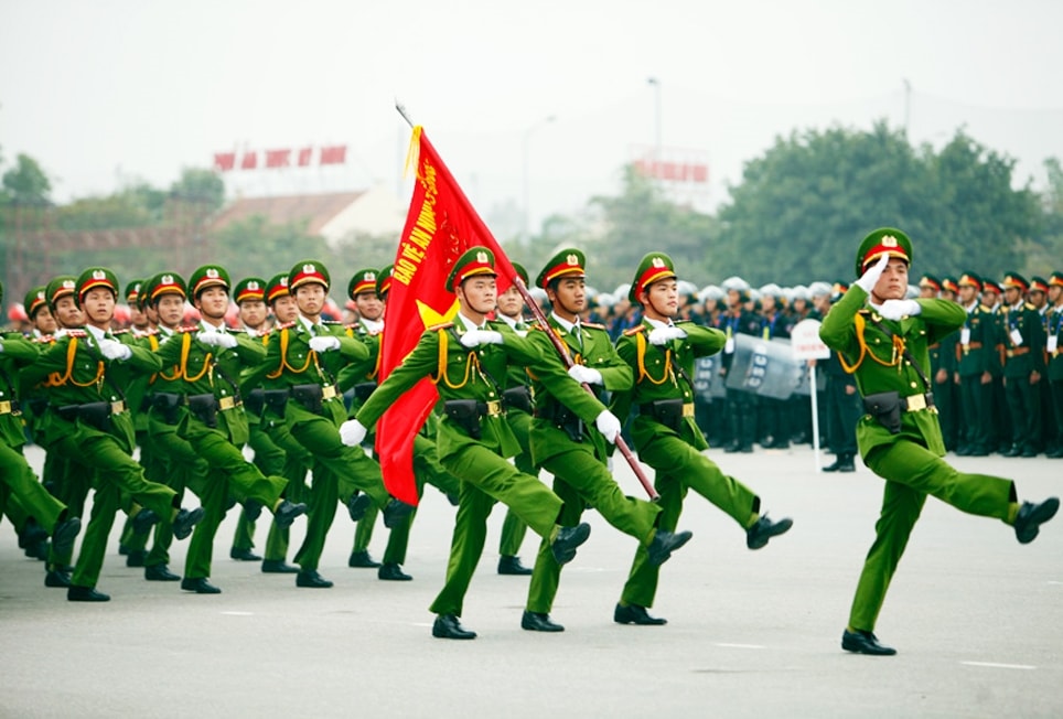 Xây dựng đội ngũ cán bộ, chiến sĩ CAND: “Bản lĩnh vững vàng, công việc mẫn cán, nghiệp vụ tinh thông, điều lệnh mẫu mực, lối sống nhân văn”