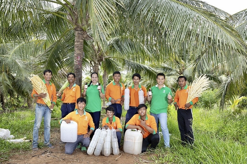 Phạm Đình Ngãi khởi nghiệp từ những giọt mật thơm ngát được tạo ra bởi những bàn tay nông dân chính hiệu tỉnh Trà Vinh.