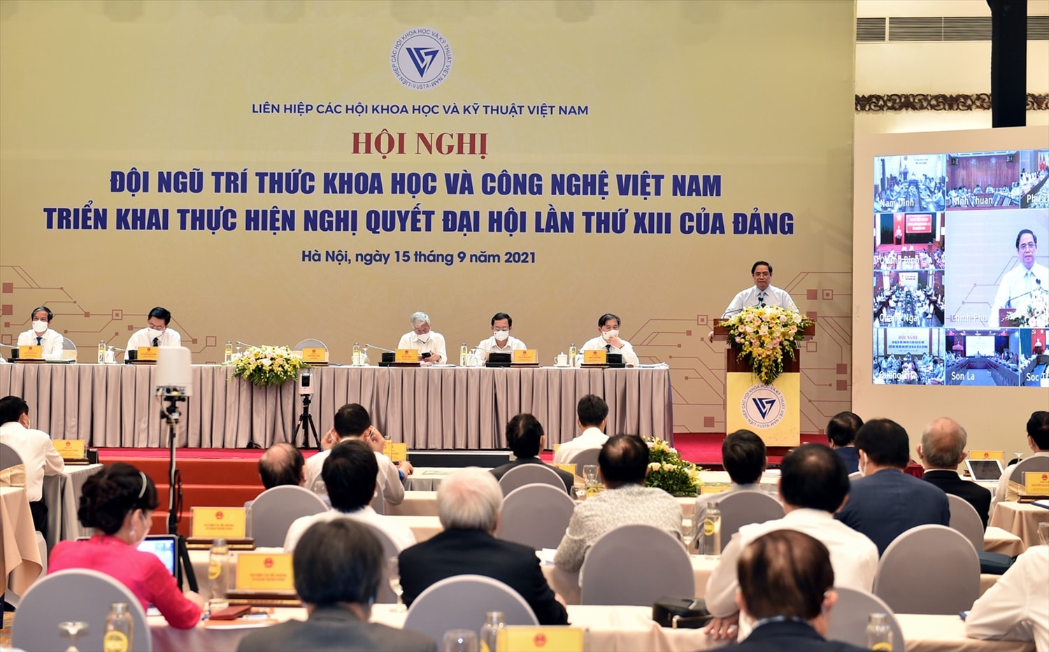 Hội nghị đã tập trung vào những nội dung chính để giải quyết mong muốn và khát vọng đóng góp của các nhà khoa học, đội ngũ trí thức cho sự nghiệp xây dựng và bảo vệ Tổ quốc - Ảnh: VGP/Nhật Bắc