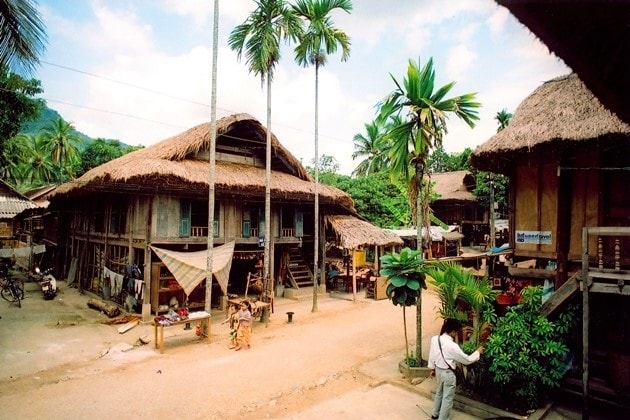 Những ngôi nhà sàn đơn sơ, bình yên của người Thái ở Mai Châu