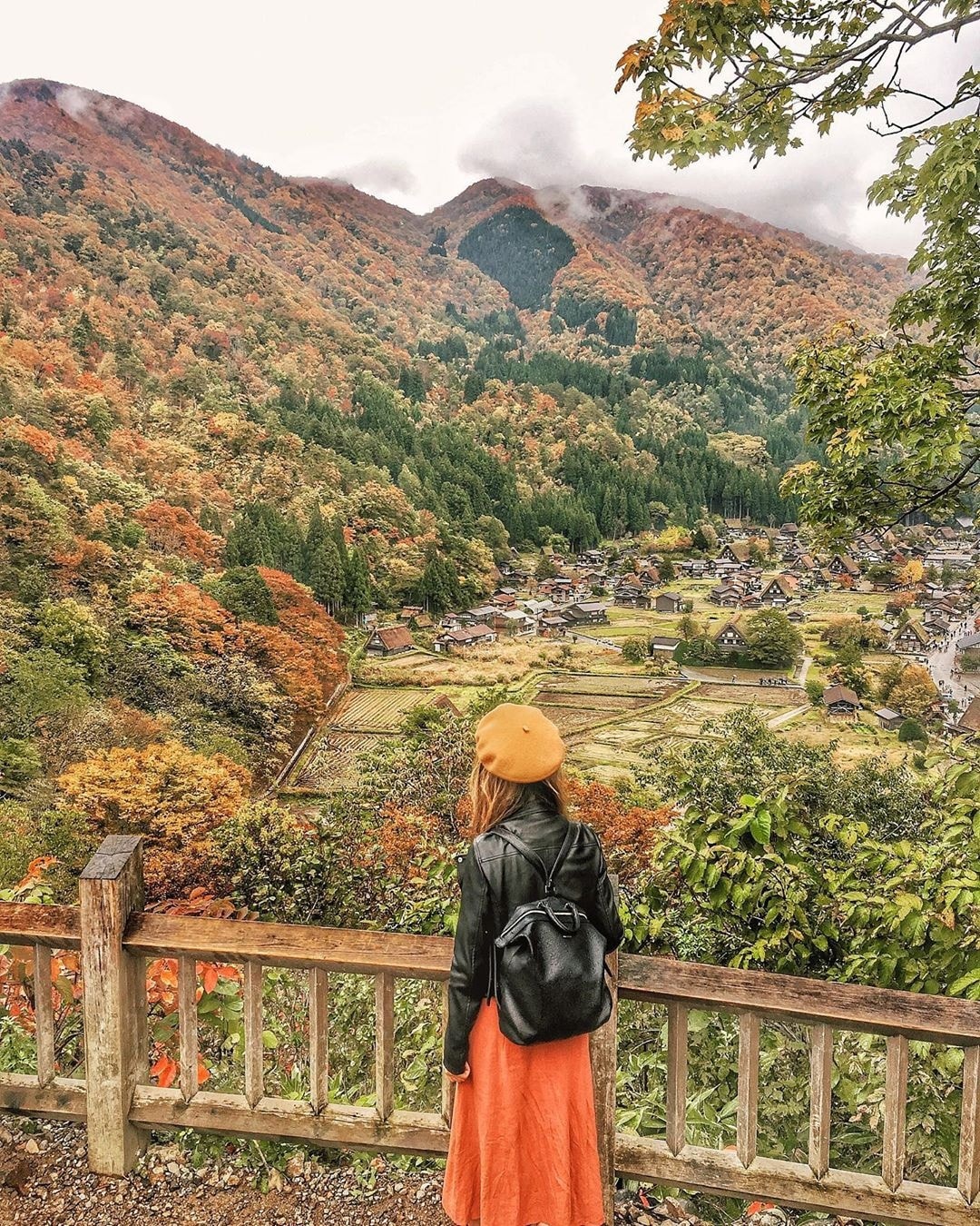    Làng cổ Shirakawago vào Thu 9