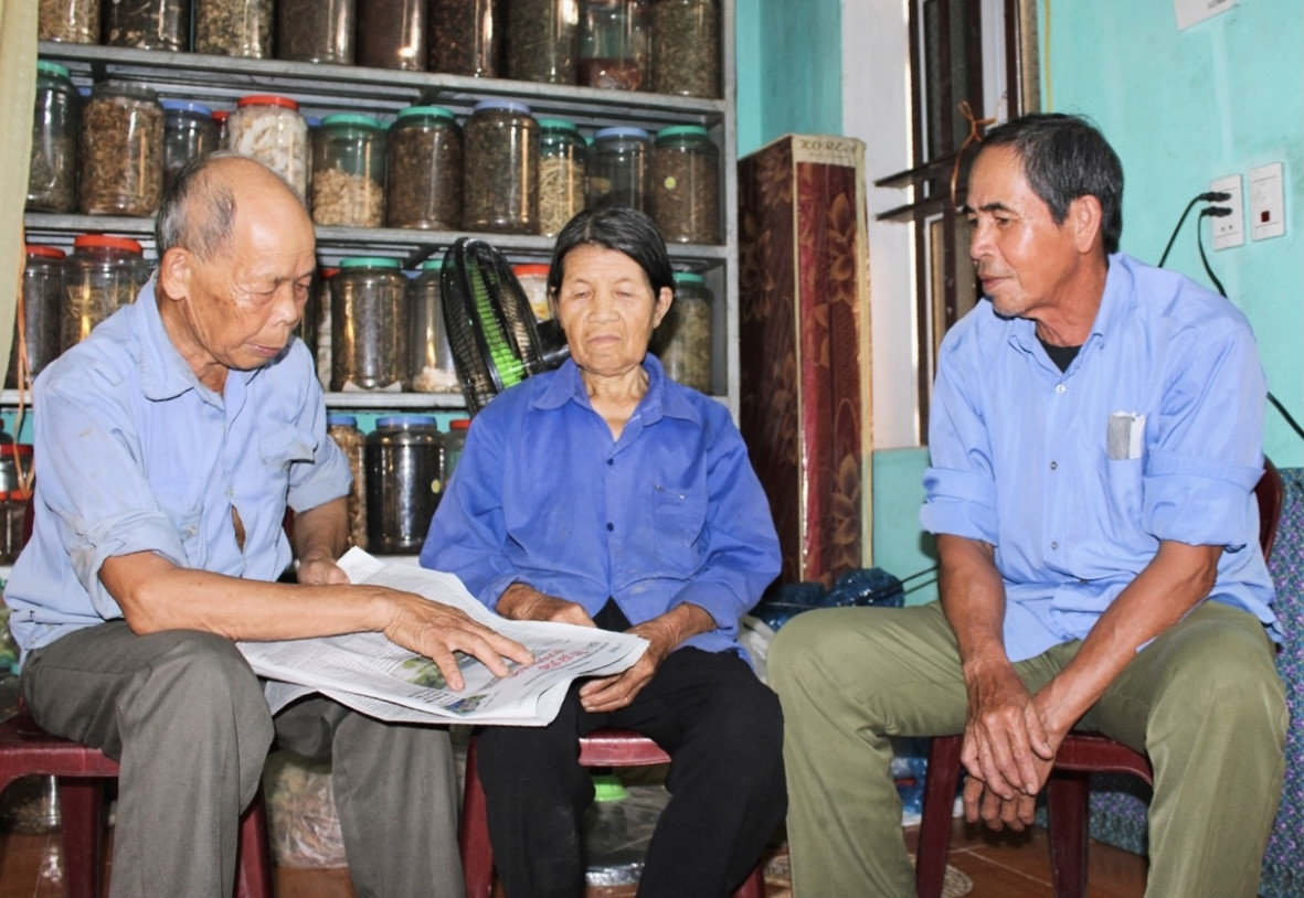 Người đảng viên uy tín, gương mẫu ở Dân Chủ