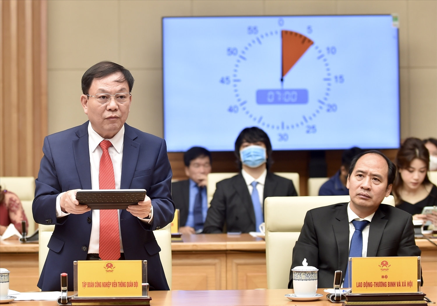 Ông Lê Đăng Dũng, Quyền Chủ tịch kiêm Tổng giám đốc Tập đoàn Công nghiệp – Viễn thông Quân đội (Viettel): Chính phủ đã tạo ra một môi trường kinh doanh thuận lợi, doanh nghiệp có cơ hội để thực hiện sứ mệnh của mình. Ảnh: VGP/Nhật Bắc