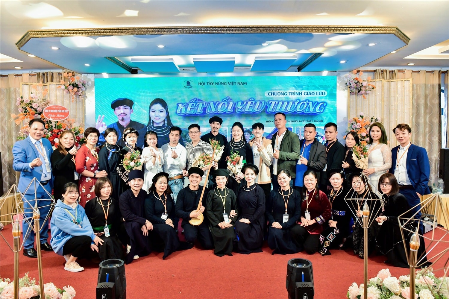 Doanh nhân Đoan Nguyễn cùng Ban Tổ chức Hội Tày – Nùng Việt Nam đã tổ chức thành công chương trình giao lưu “Kết nối yêu thương” năm 2021 Doanh nhân Đoan Nguyễn cùng Ban Tổ chức Hội Tày – Nùng Việt Nam đã tổ chức thành công chương trình giao lưu “Kết nối yêu thương” năm 2021