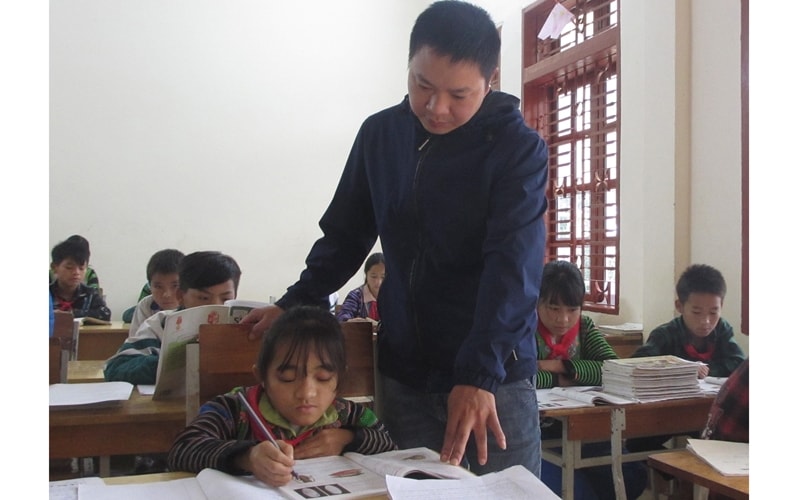 Trong lớp học, Hờ Thị Sâu được đánh giá là chăm chỉ và luôn mạnh dạn phát biểu.