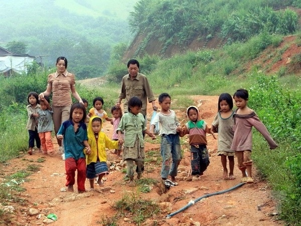 Điều kiện kinh tế khó khăn khiến tỷ lệ trẻ em DTTS bị suy dinh dưỡng còn rất cao. (Ảnh minh họa) Điều kiện kinh tế khó khăn khiến tỷ lệ trẻ em DTTS bị suy dinh dưỡng còn rất cao. (Ảnh minh họa)
