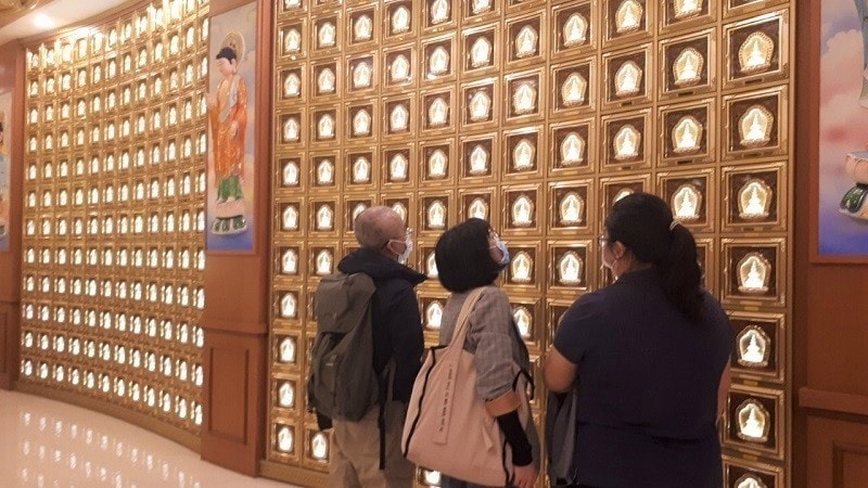 Chùa Long Hưng là ngôi chùa đầu tiên ở Việt Nam quản lý tro cốt theo công nghệ 4.0