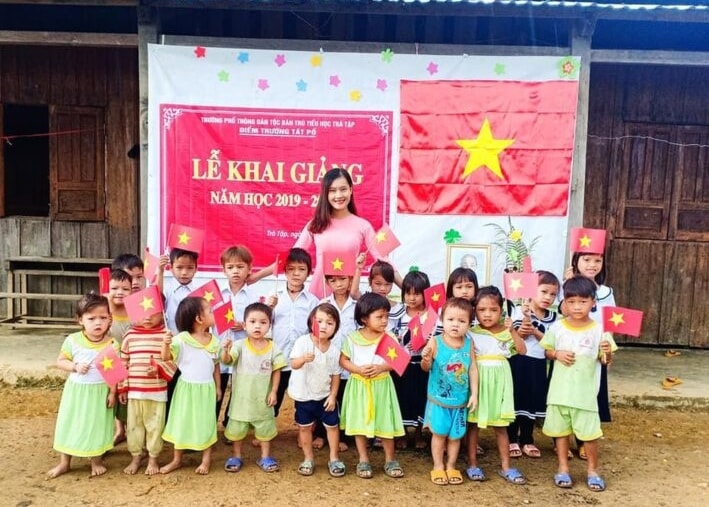 Thực tế, không có bất cứ chứng cứ khoa học để chứng minh giáo viên hạng cao hơn có đạo đức cao hơn giáo viên hạng thấp. (Ảnh minh họa) Thực tế, không có bất cứ chứng cứ khoa học để chứng minh giáo viên hạng cao hơn có đạo đức cao hơn giáo viên hạng thấp. (Ảnh minh họa)