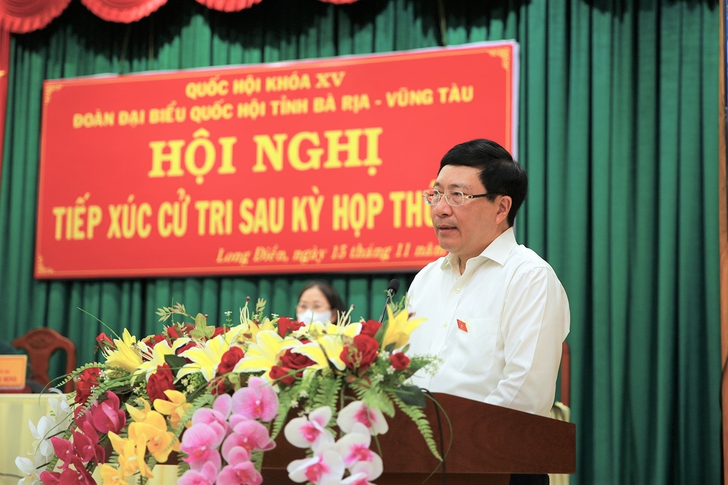hó Thủ tướng Thường trực Phạm Bình Minh: Chiến lược vaccine, trong đó có công tác “ngoại giao vaccine” được lãnh đạo Đảng, Nhà nước đặc biệt quan tâm, quyết liệt chỉ đạo, vận động để có vaccine tiêm miễn phí cho nhân dân - Ảnh:VGP/Hải Minh Phó Thủ tướng Thường trực Phạm Bình Minh: Chiến lược vaccine, trong đó có công tác “ngoại giao vaccine” được lãnh đạo Đảng, Nhà nước đặc biệt quan tâm, quyết liệt chỉ đạo, vận động để có vaccine tiêm miễn phí cho nhân dân - Ảnh:VGP/Hải Minh