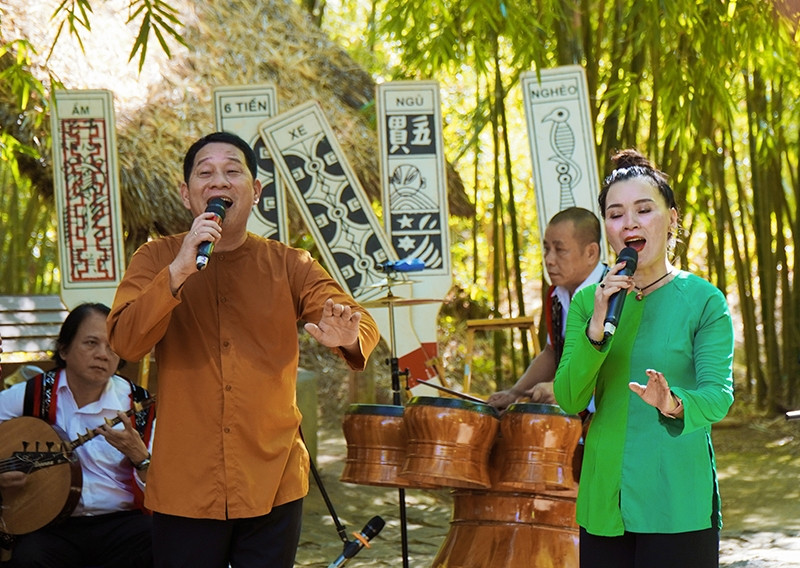 Chị Thúy Ái trong một lễ hội bài chòi. (Ảnh: Q.H) Chị Thúy Ái trong một lễ hội bài chòi. (Ảnh: Q.H)