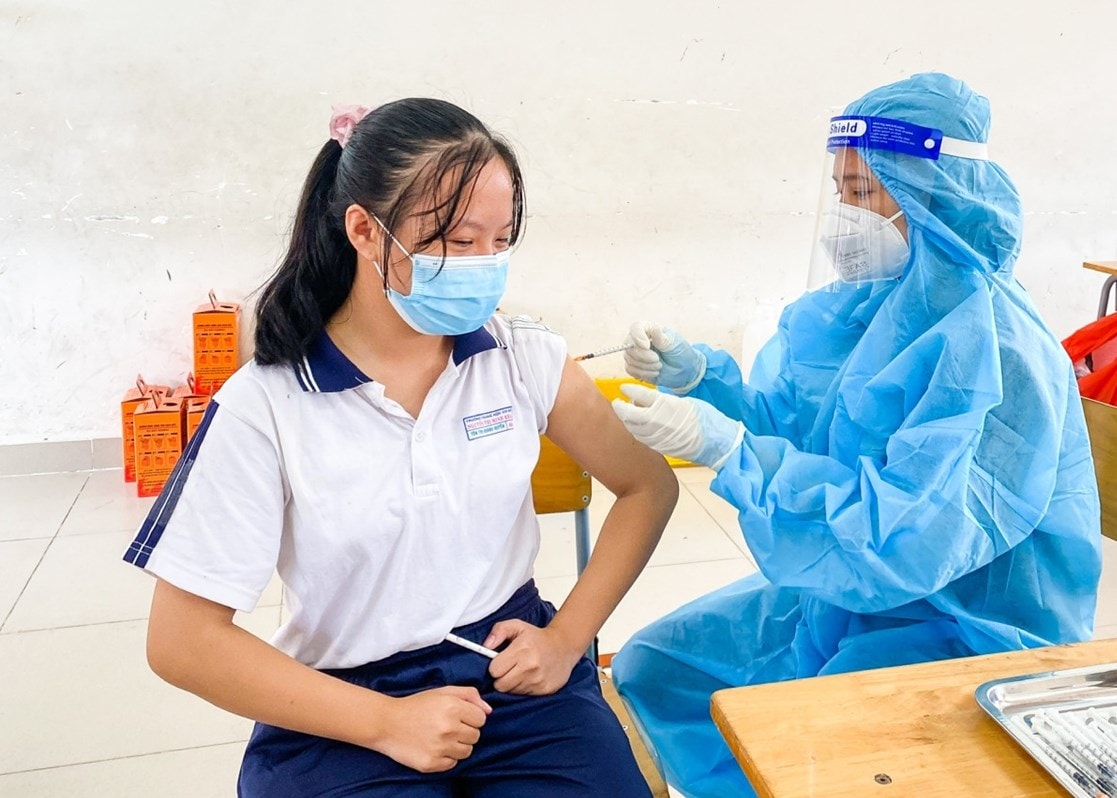 Hà Nội bắt đầu tiêm vaccine Pfizer cho trẻ từ 15-17 tuổi. Ảnh:Internet