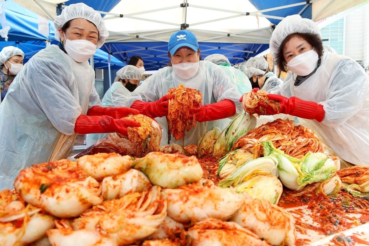  Kim chi là món ăn đặc trưng của người dân đất nước Hàn Quốc