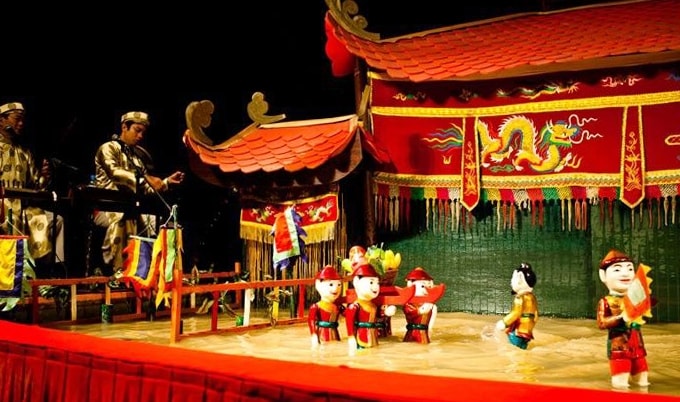 Tiết mục múa rối nước của NH Múa rối Thăng Long