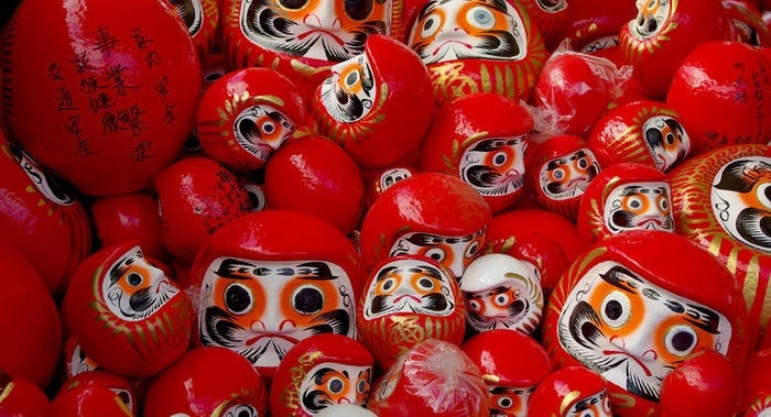 Búp bê Daruma có từ thế kỷ 17 ở Nhật Bản.