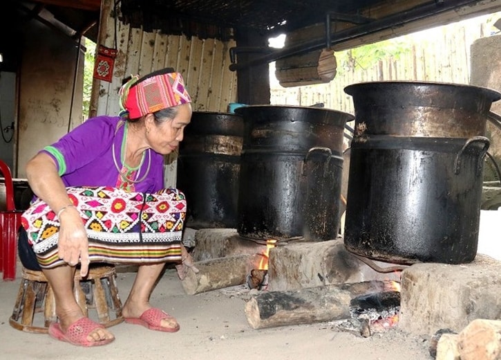 Rượu men lá của người Thái đã là mặt hàng ngày càng chiếm lĩnh được thị trường