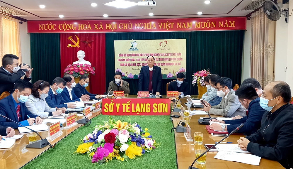 TS. Phạm Văn Tác Phó Chủ tịch Hội Đồng Y khoa Quốc gia, Cục trưởng Cục Khoa học Công nghệ và Đào tạo (Bộ Y tế) phát biểu tại buổi làm việc