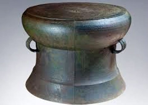 Trống đồng Ngọc Lũ Trống đồng Ngọc Lũ là Bảo vật quốc gia