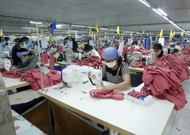 Ngành dệt may xây dựng 3 kịch bản phát triển trong năm 2022. Ngành dệt may xây dựng 3 kịch bản phát triển trong năm 2022.