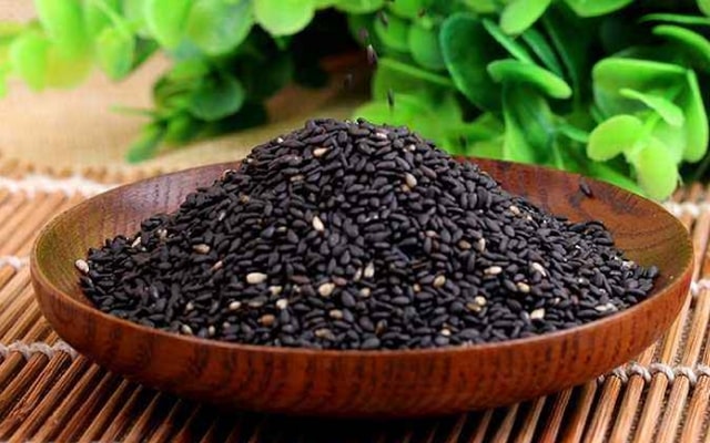 Những món ăn ngon, bài thuốc hay từ vừng đen 1