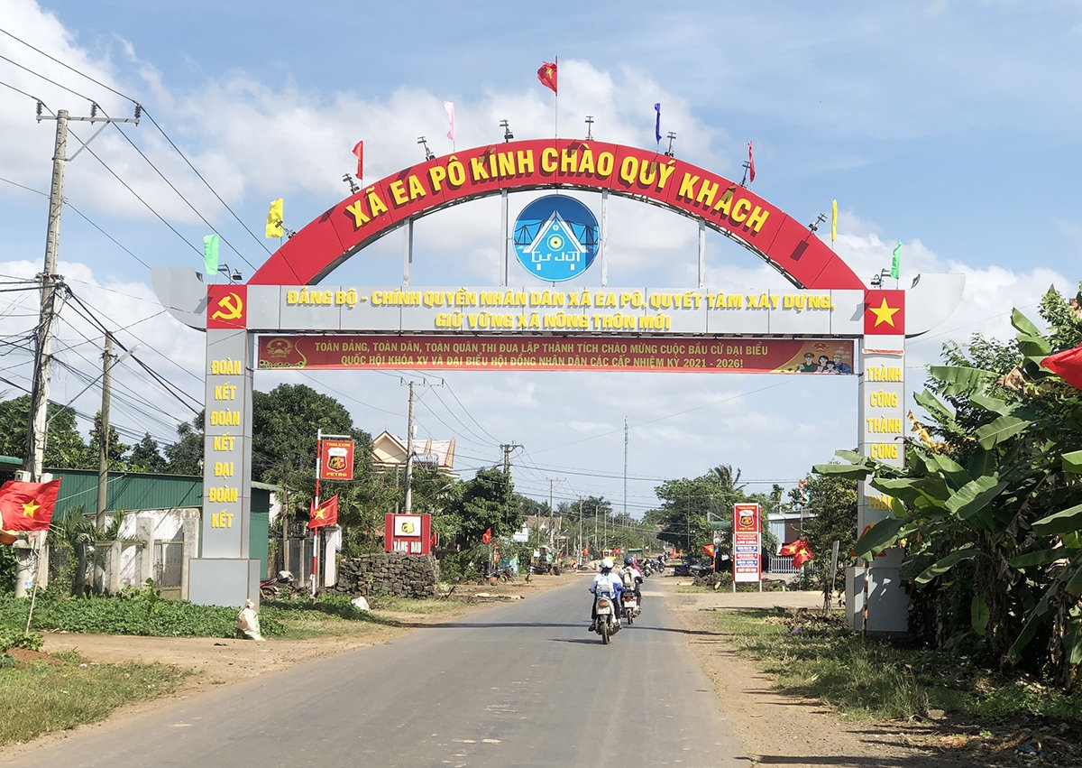 Diện mạo nông thôn xã Ea Pô khang trang Diện mạo nông thôn xã Ea Pô khang trang