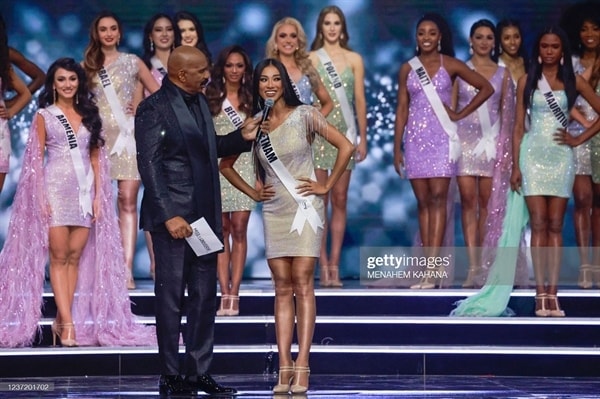 Kim Duyên trong top 16 Hoa hậu Hoàn vũ 2021 Kim Duyên trong top 16 Hoa hậu Hoàn vũ 2021
