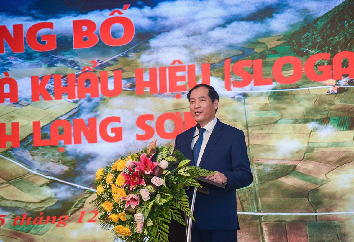 Phó Chủ tịch Thường trực UBND tỉnh Lạng Sơn, Trưởng Ban Chỉ đạo phát triển du lịch Dương Xuân Huyên phát biểu tại Lễ công bố Phó Chủ tịch Thường trực UBND tỉnh Lạng Sơn, Trưởng Ban Chỉ đạo phát triển du lịch Dương Xuân Huyên phát biểu tại Lễ công bố