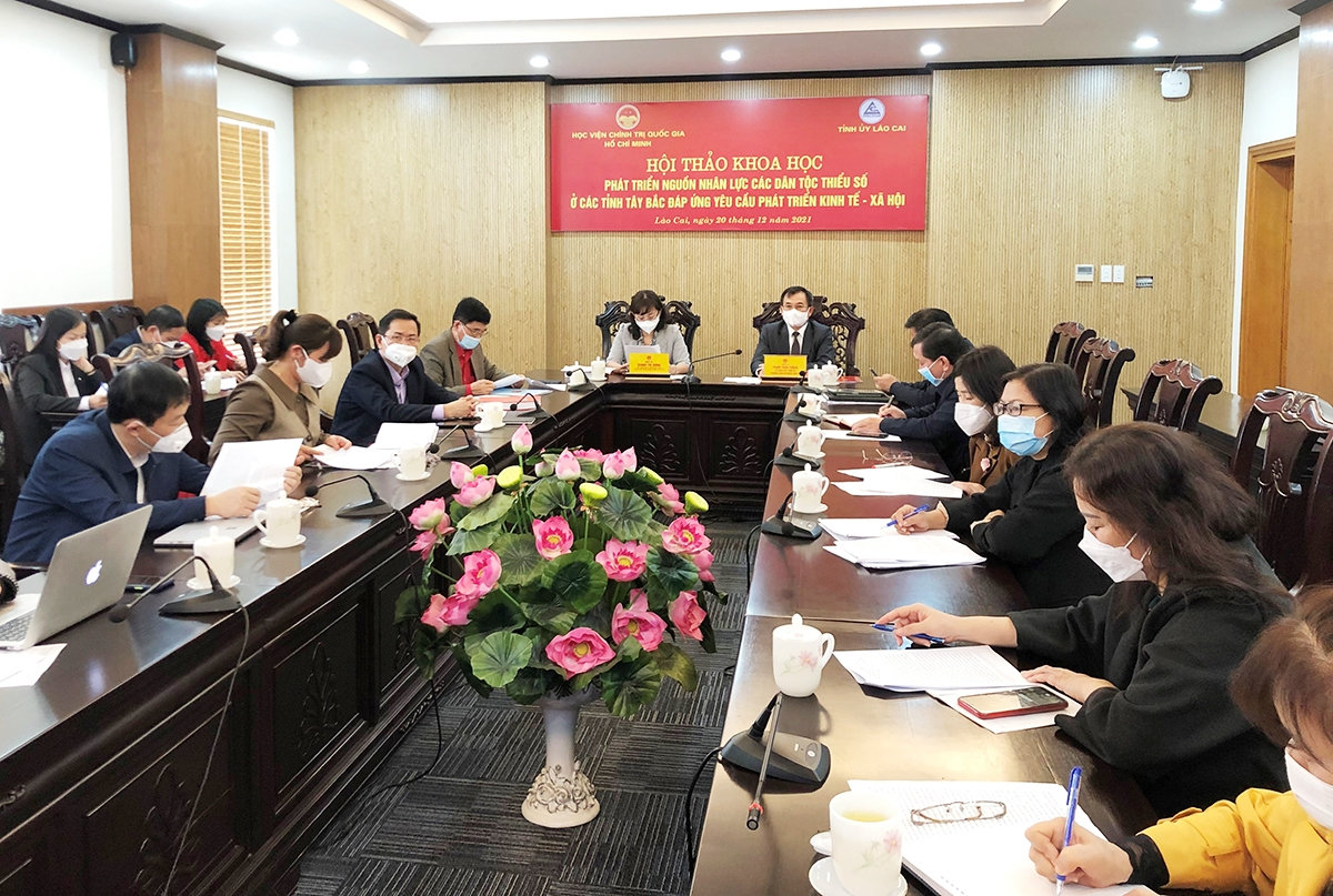 Quang cảnh Hội thảo tại điểm cầu Lào Cai