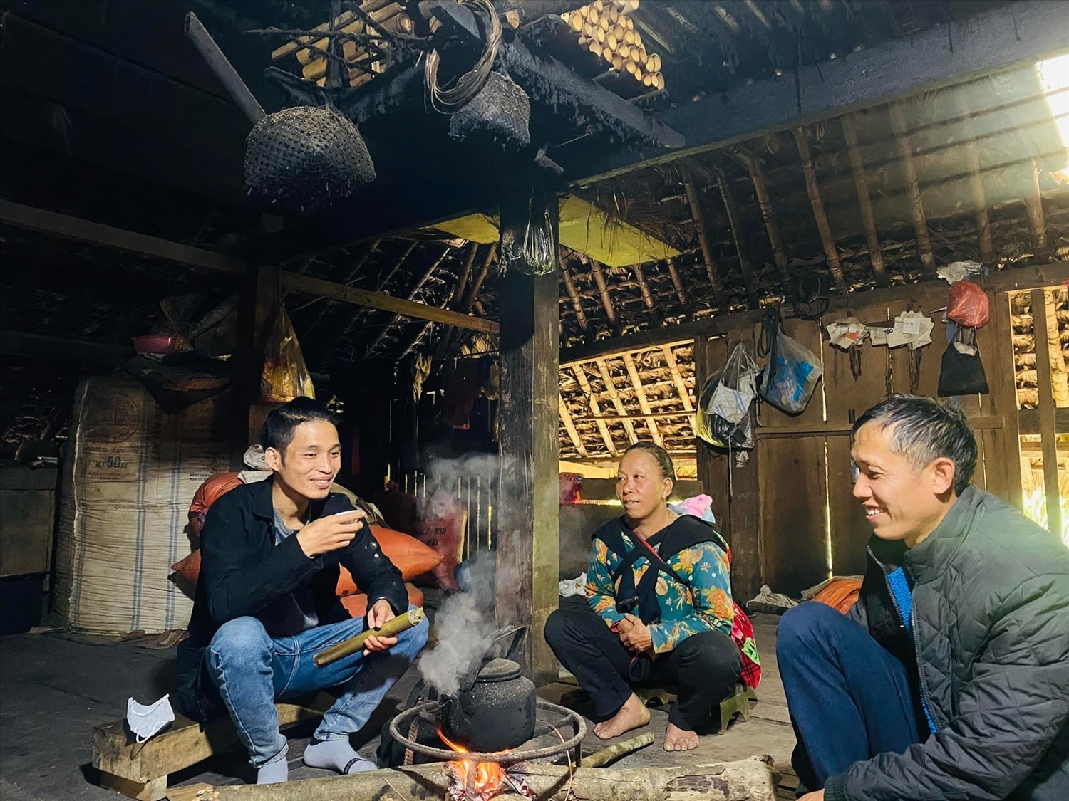 Giáp Văn Hải được mệnh danh là thổ địa du lịch, nay đã dừng lại gắn bó với mảnh đất địa đầu tổ quốc Giáp Văn Hải được mệnh danh là thổ địa du lịch, nay đã dừng lại gắn bó với mảnh đất địa đầu Tổ quốc