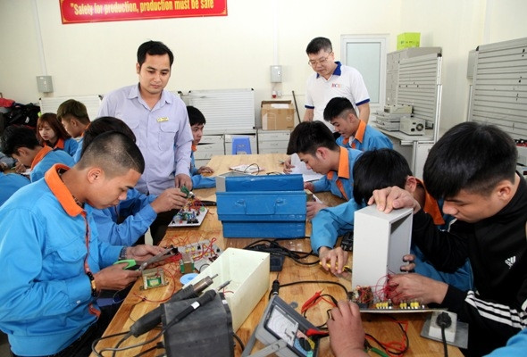 Đến năm 2030, tỷ lệ lao động có các kỹ năng công nghệ thông tin đạt 90%. Ảnh minh họa