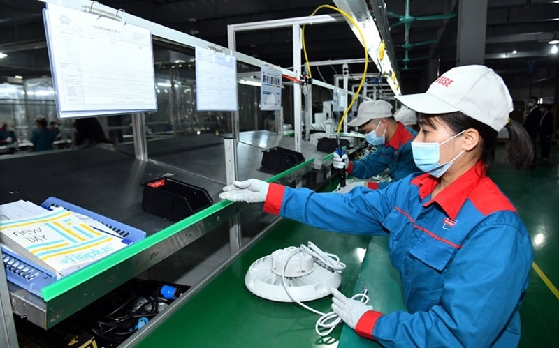 Sản xuất đồ gia dụng tại nhà máy của Tập đoàn Sunhouse (Quốc Oai, Hà Nội). Ảnh: ÐĂNG DUY